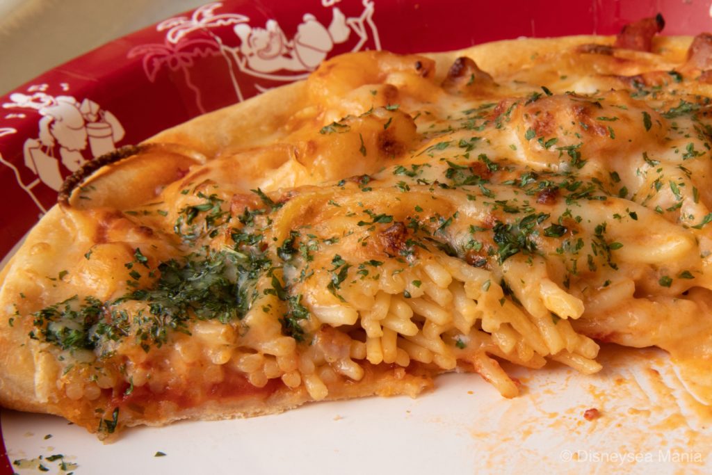 【2019 食レポ】スパゲッティピッツァに拍手！ボリューム満点で美味な高コスパメニュー【ディズニーシー】