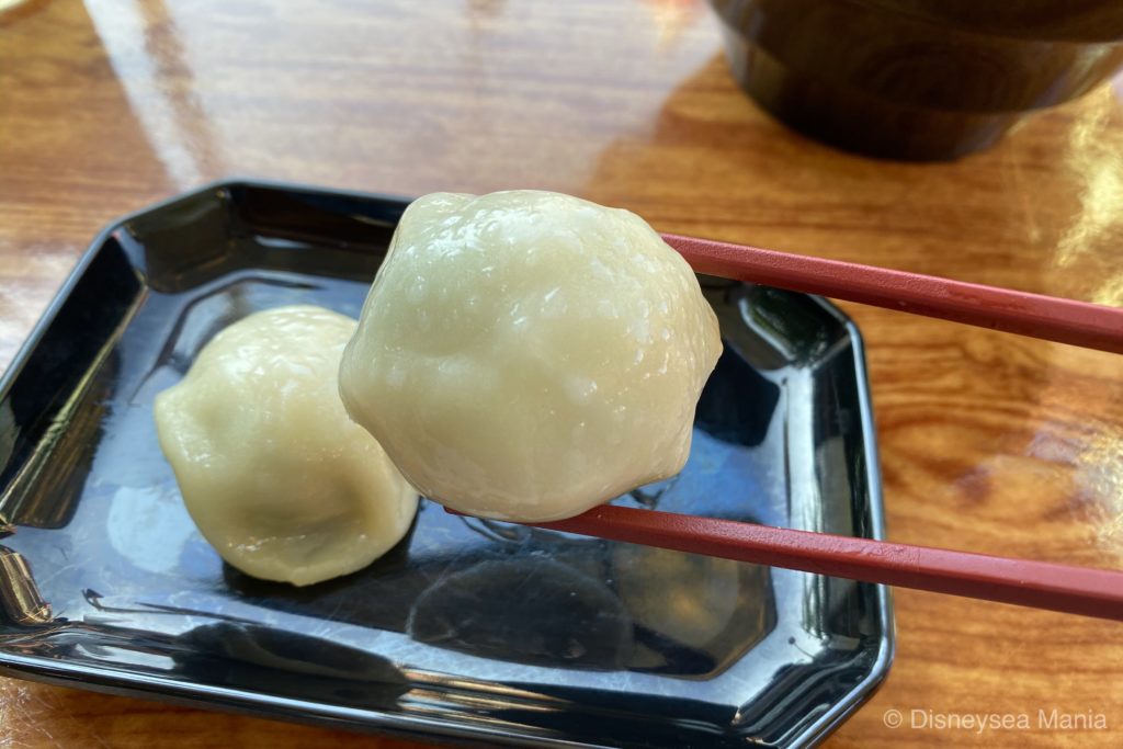 東京ディズニーランドのボイジャーセット（豚角煮とマーボー豆腐のあんかけ麺）の画像