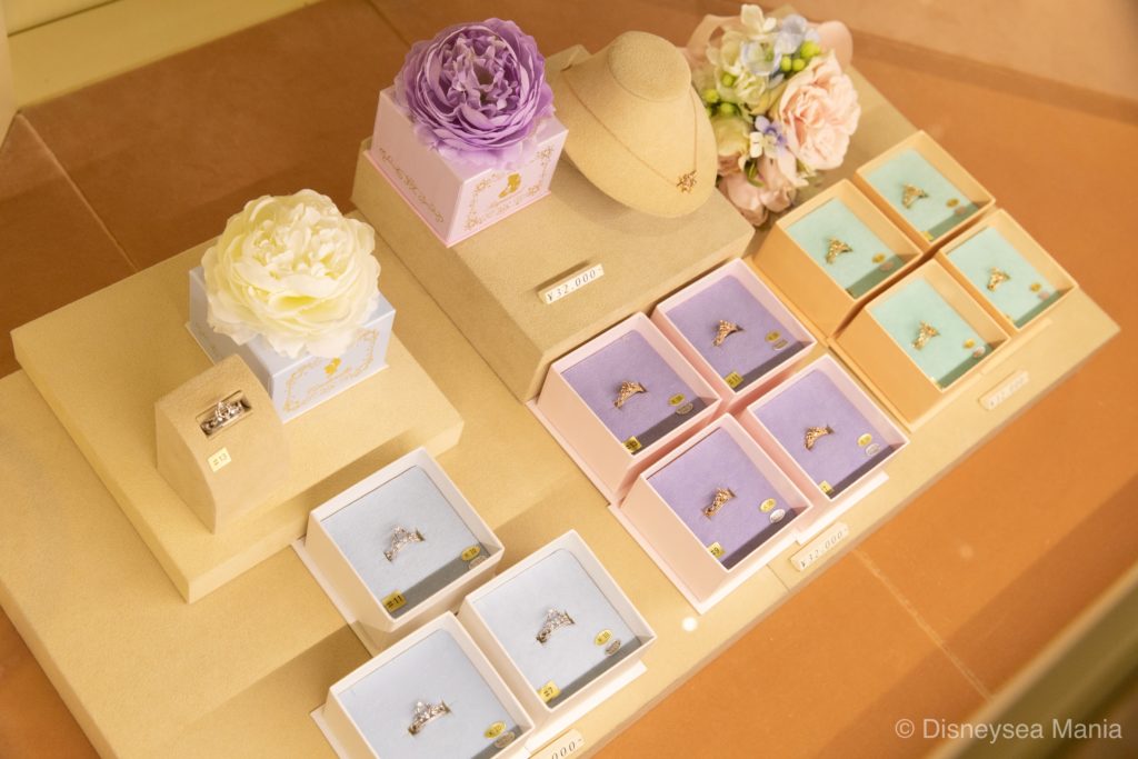 ディズニーランド・シーで買える指輪（リング）の画像